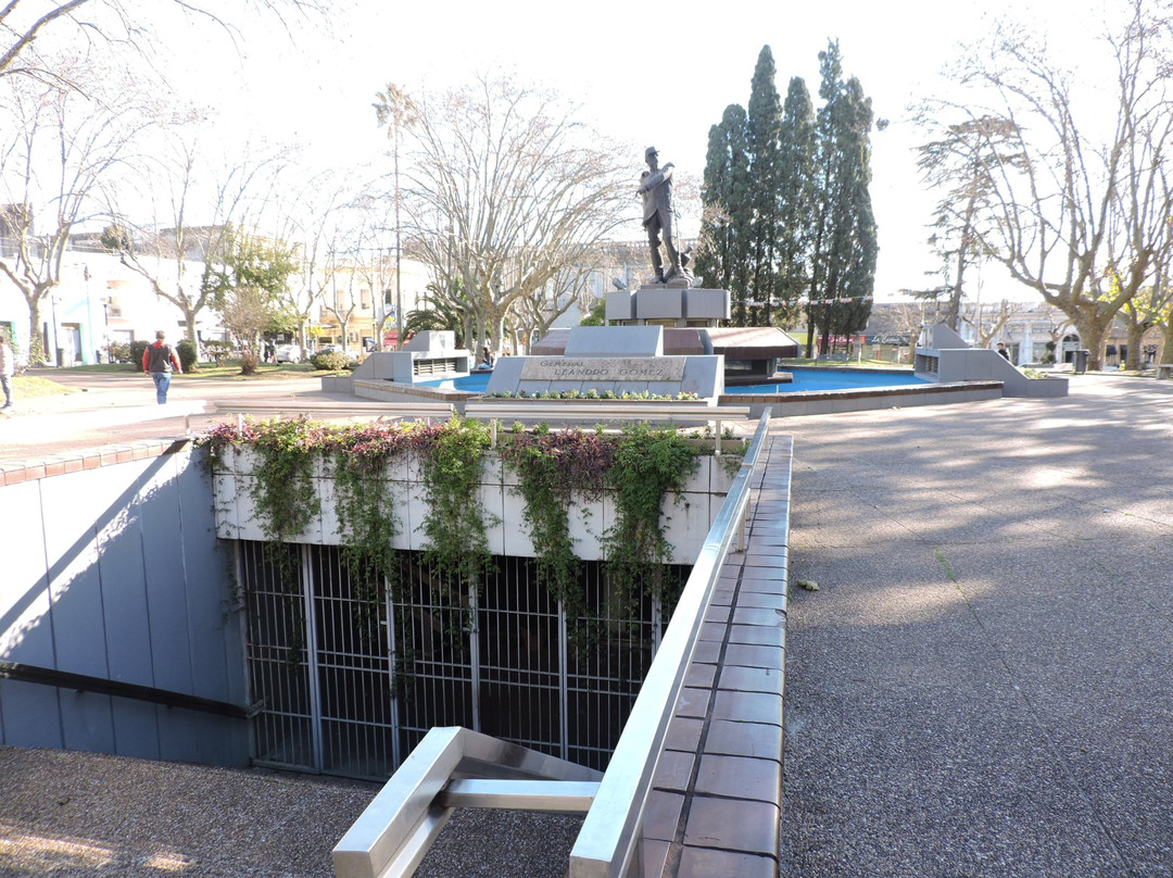 Mausoleo del General Leandro Gomez
