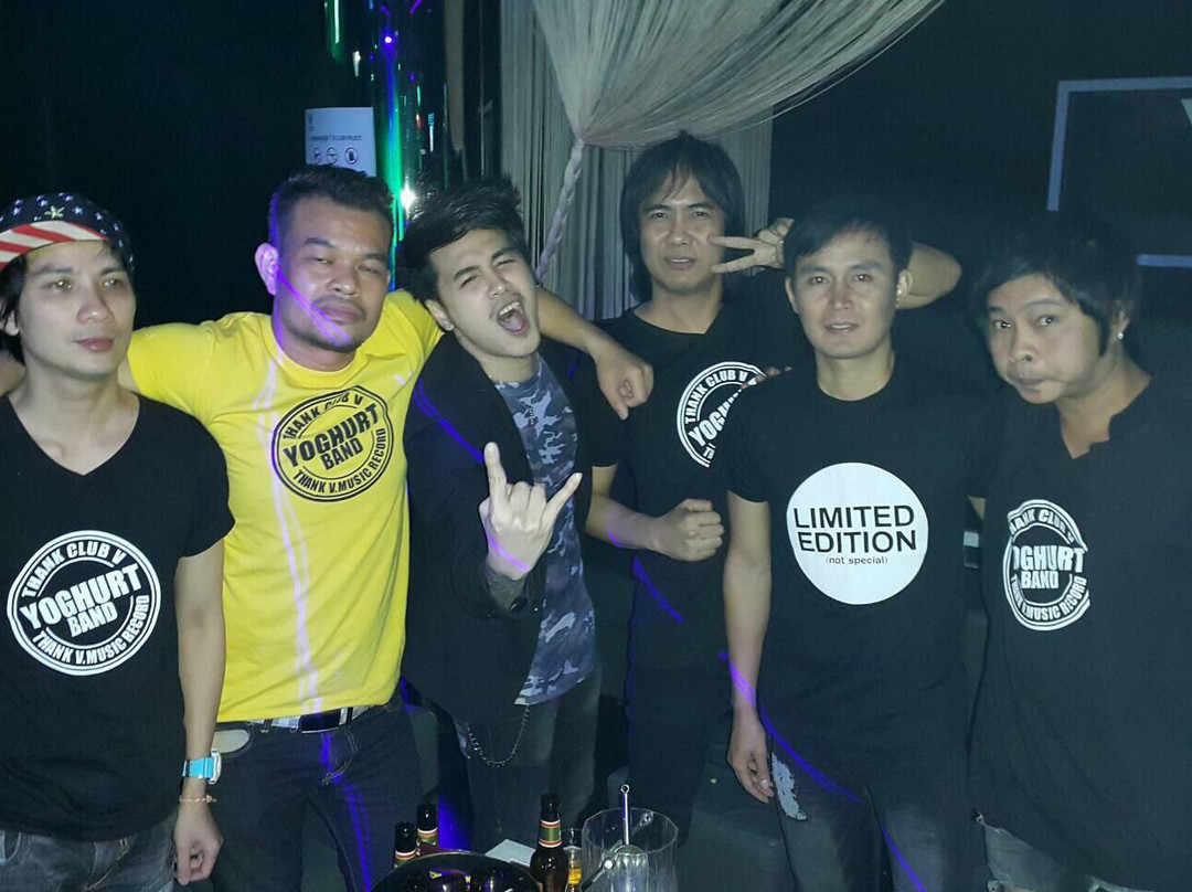 V Club景点图片