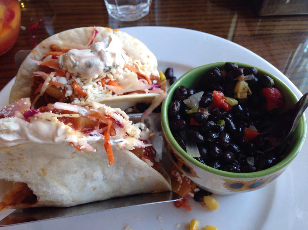 Middlebury餐馆和美食-Middlebury Consignment Shop