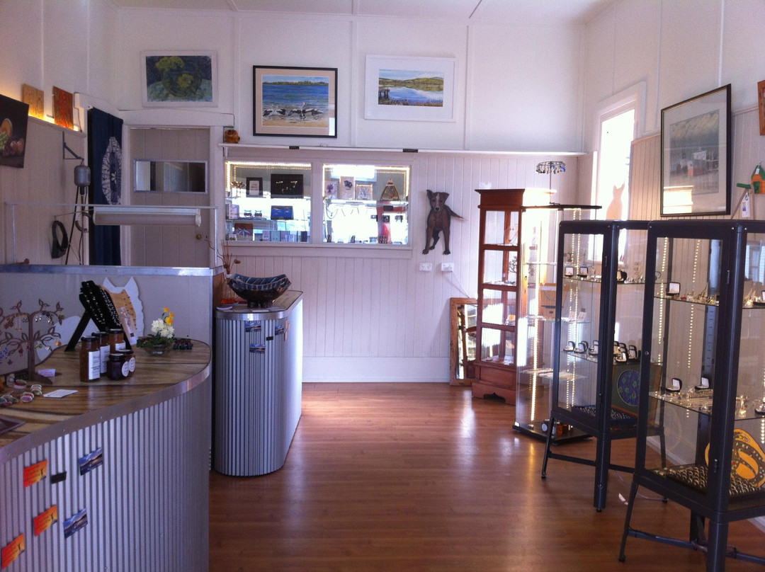 Woof Gallery-Franklin必去景点