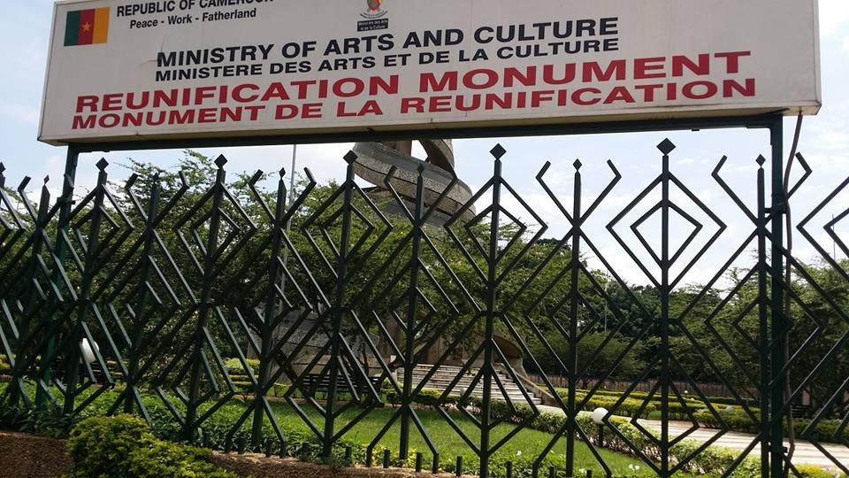 Le Monument aux Morts-杜阿拉必去景点