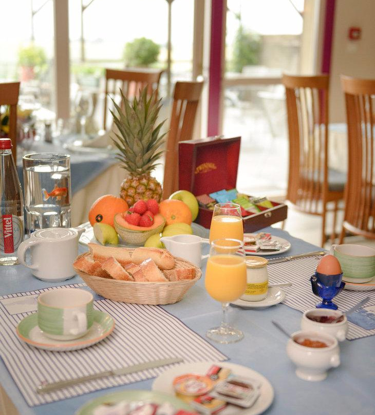 Hotel Le Relais Des Deux Vallees主图