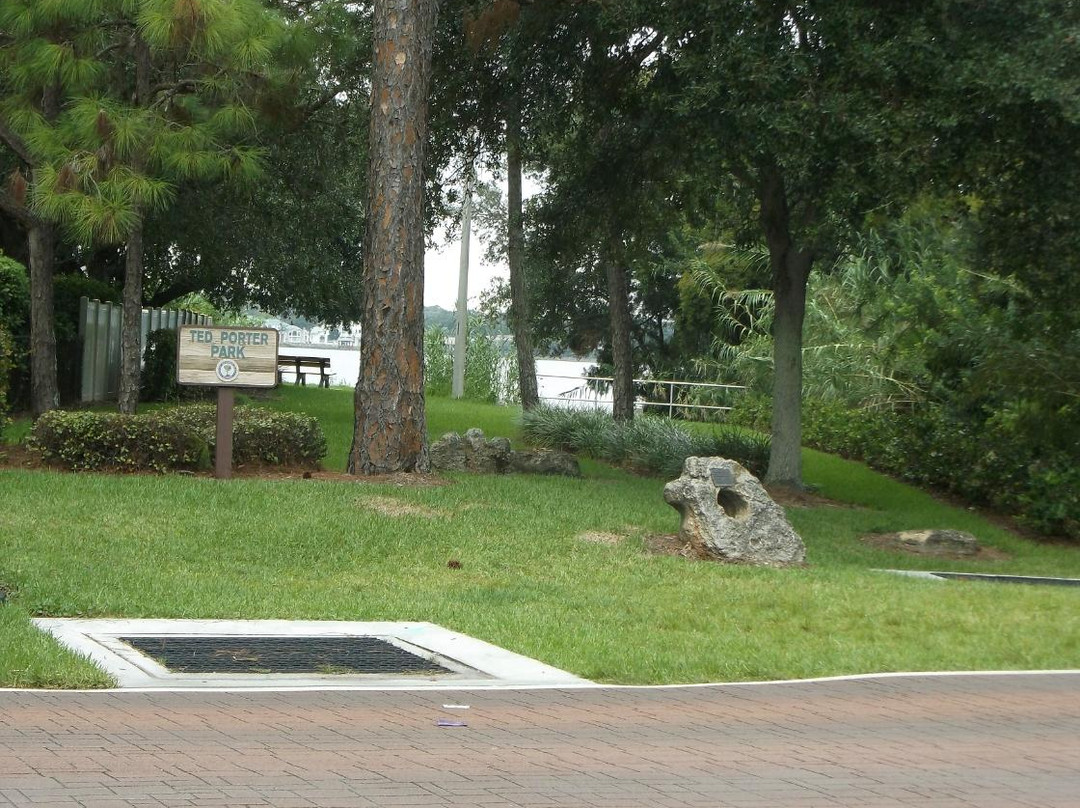 Ted Porter Mini Park-奥蒙德海滩必去景点