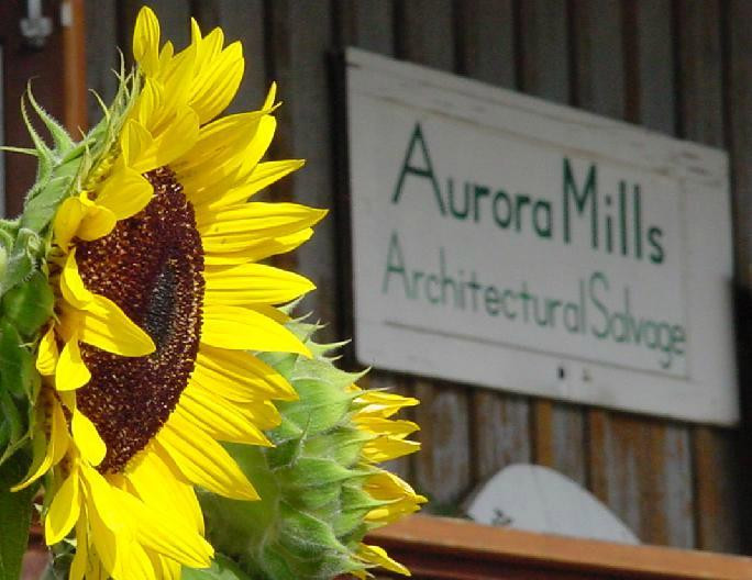 Aurora Mills Architectural Salvage-Aurora必去景点