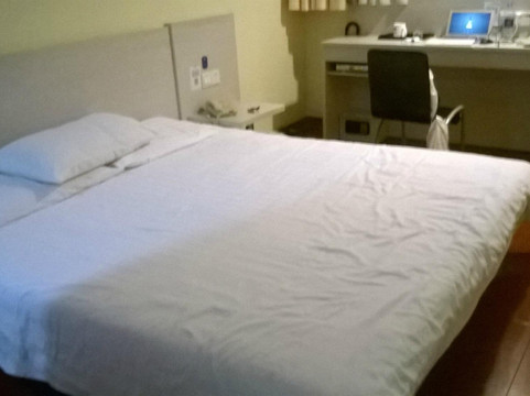 东照酒店（广州西门口地铁站光孝店）主图