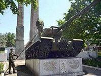 Victory Square-杜尚别必去景点
