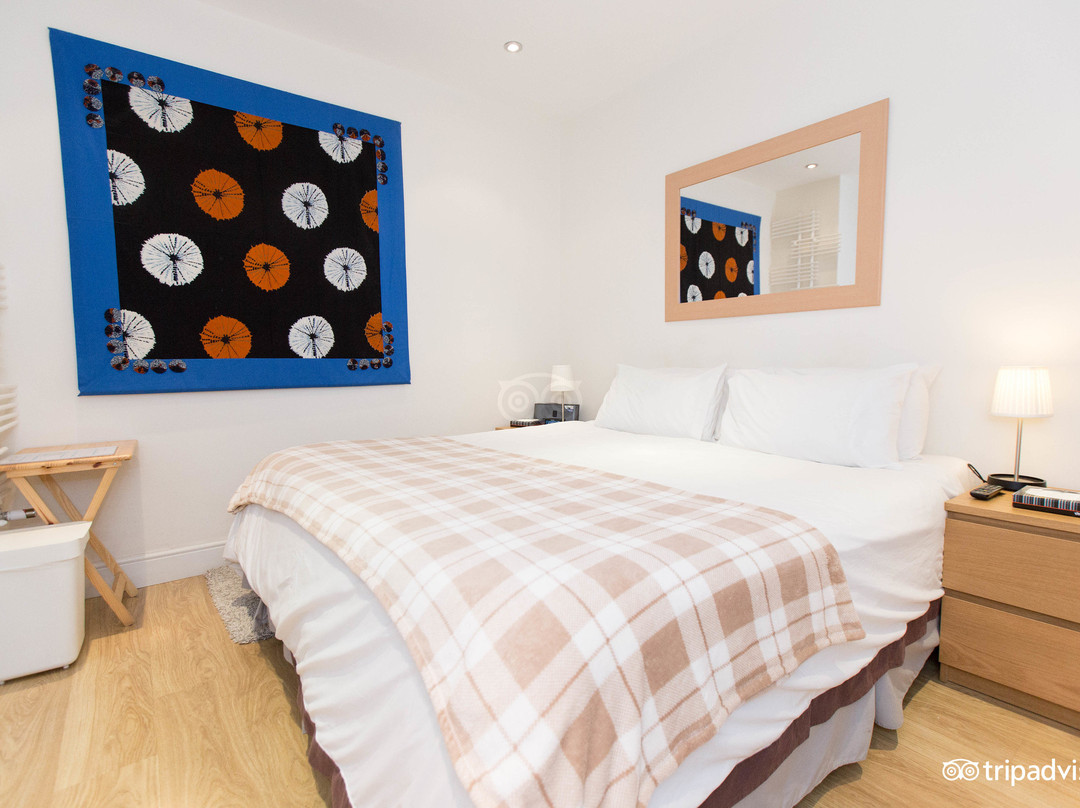 69格罗弗酒店主图