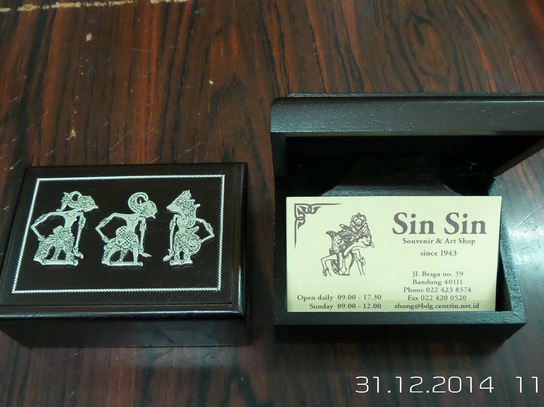 Sin Sin Art Shop景点图片