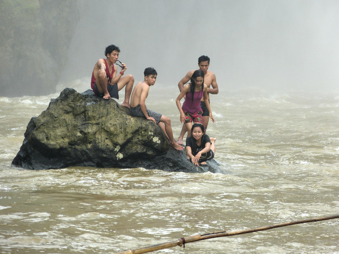 Banangar Waterfall-Sambas必去景点