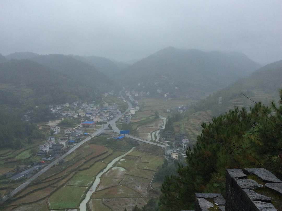 苗疆长城景点图片