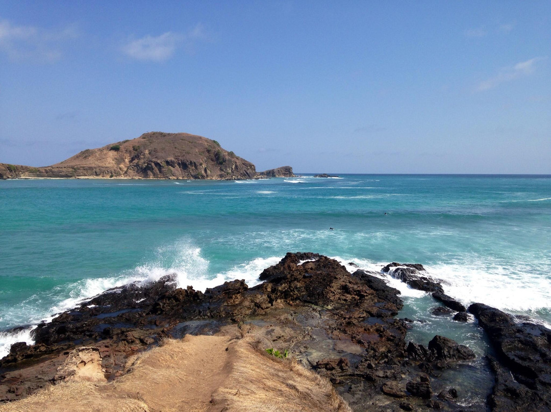Tanjung Aan Beach-龙目岛必去景点