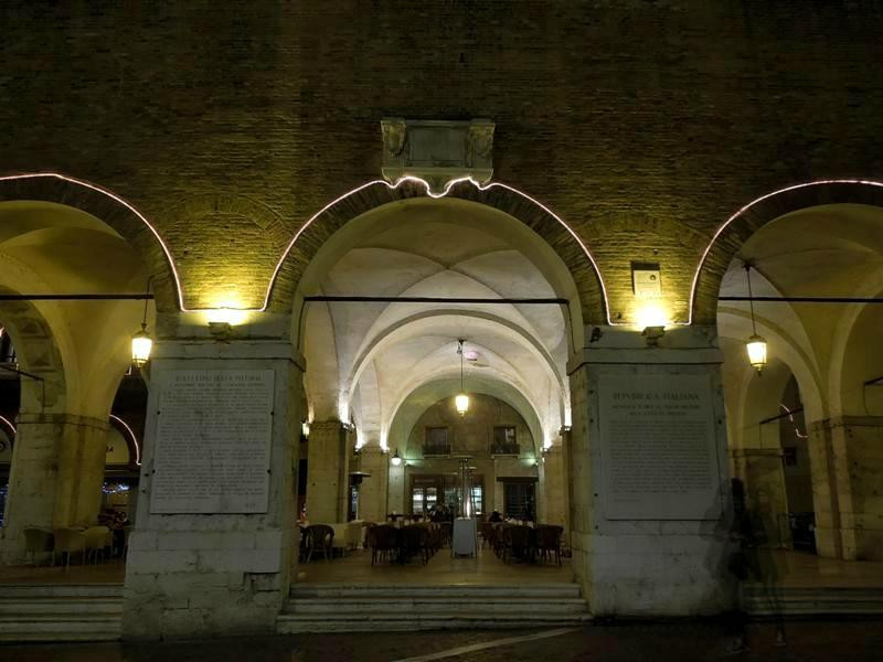 Palazzo dei Trecento景点图片