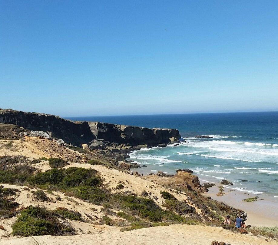 Praia do Malhão景点图片