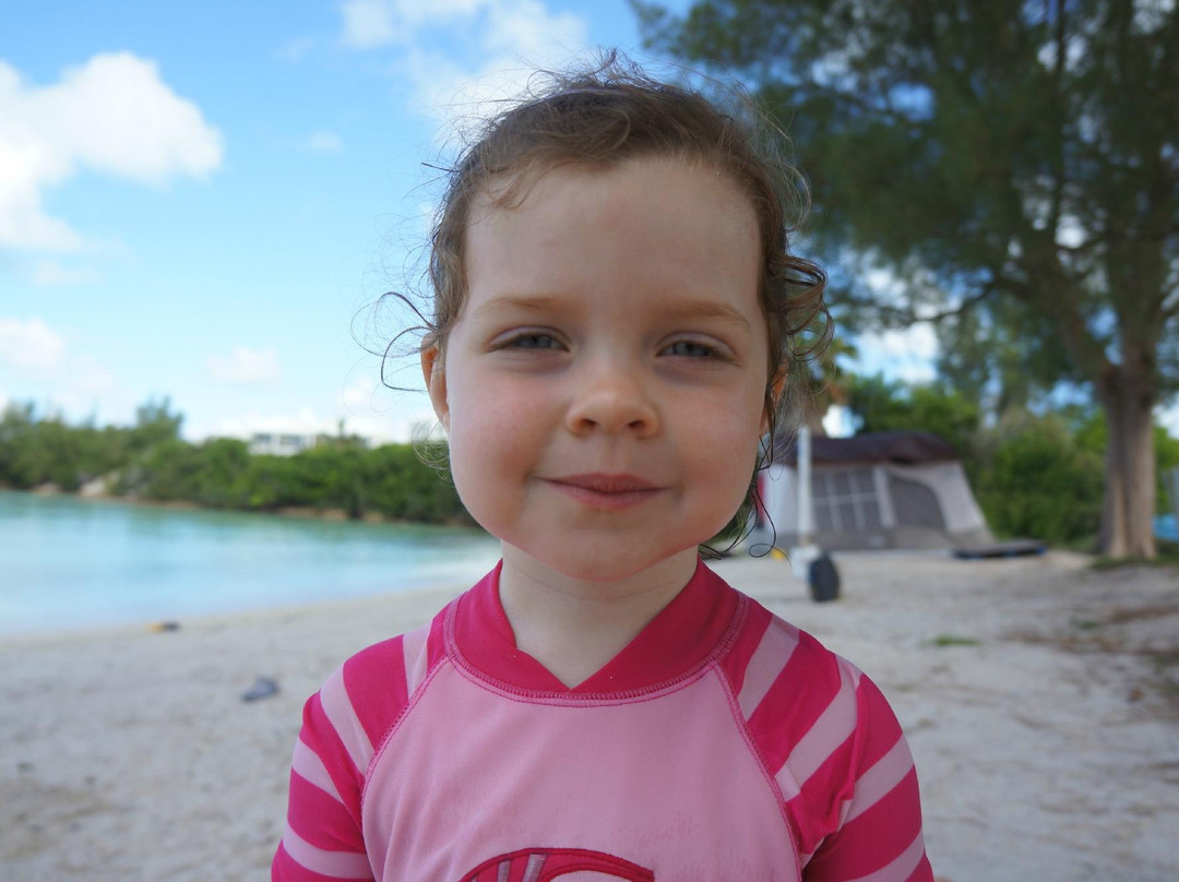 Shelly Bay Beach-Hamilton Parish必去景点