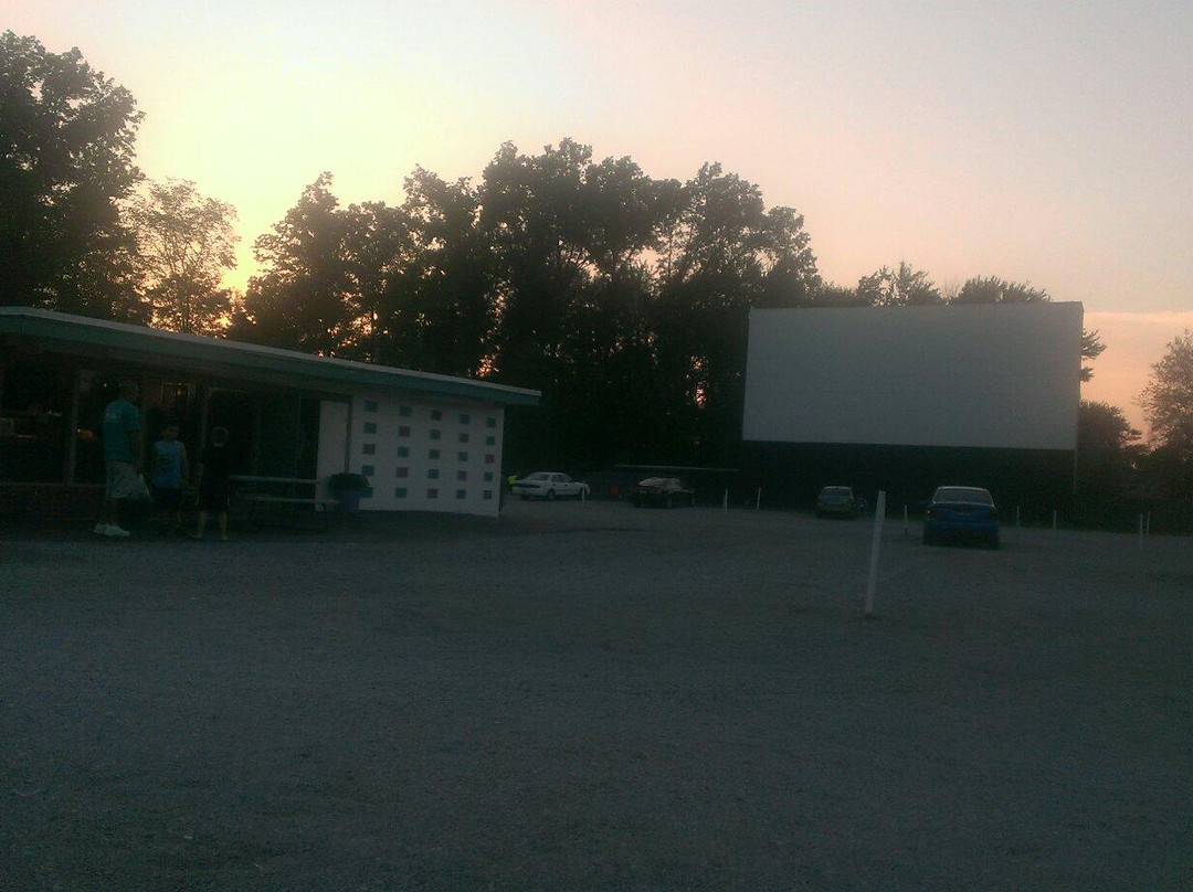 Starlite Drive-in-Amelia必去景点