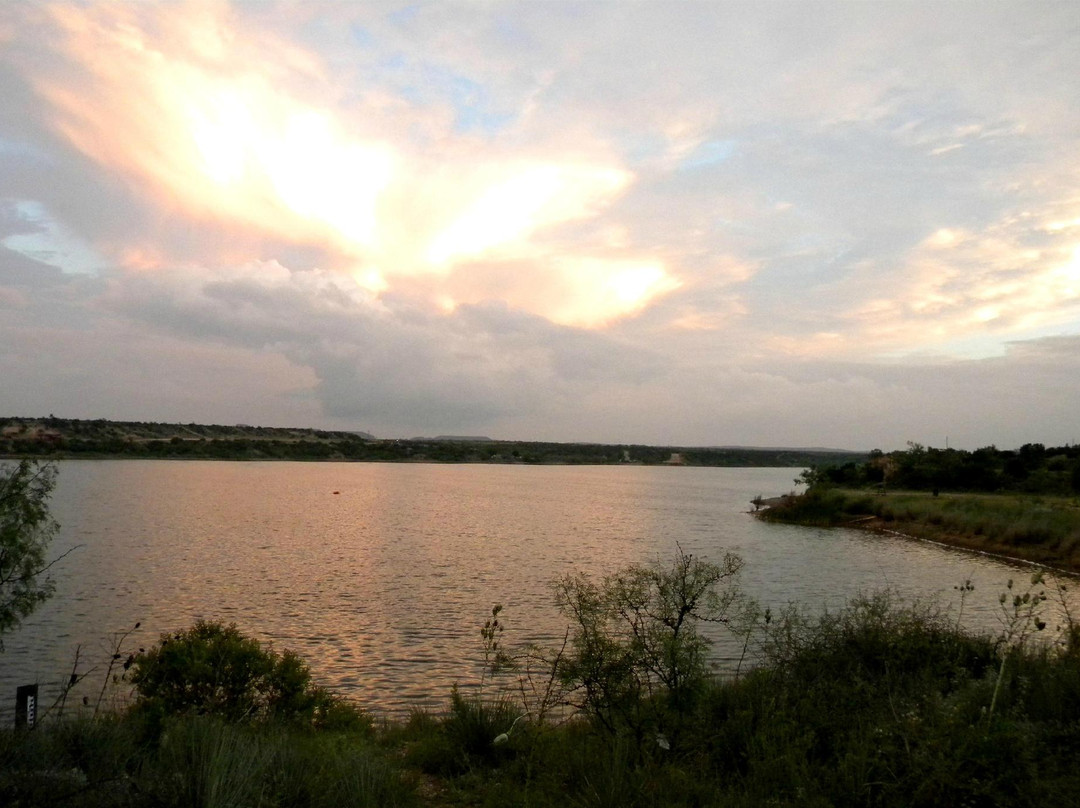 Moss Creek Lake景点图片