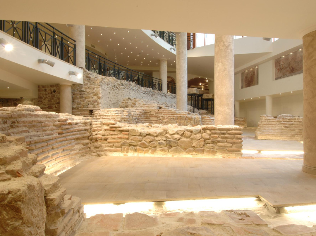 Amphitheatre of Serdica-索非亚必去景点