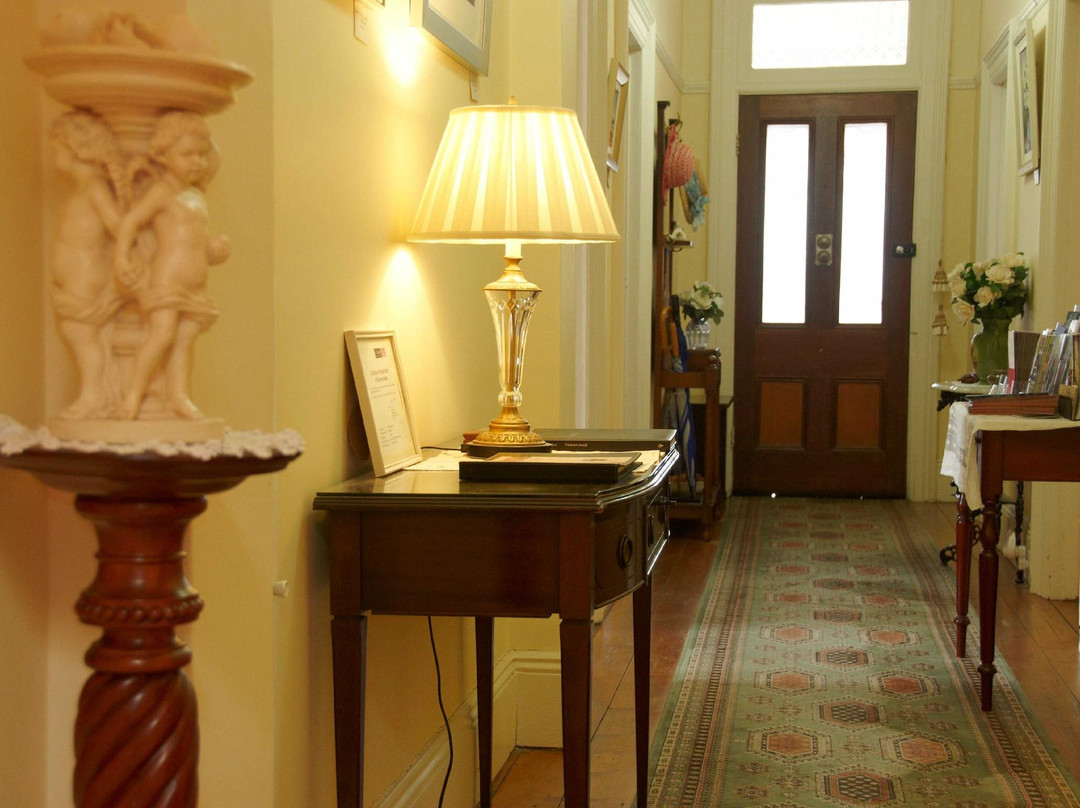 Camelia Cottage主图