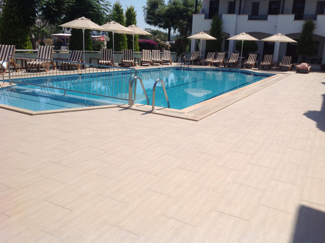 Onur Hotel