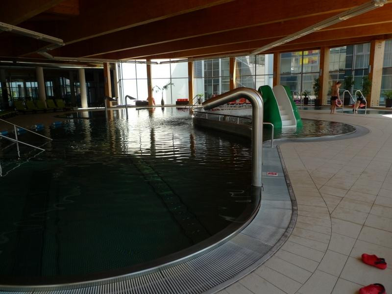 水瓶座水上中心公寓酒店