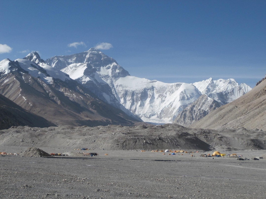 珠穆朗玛峰基地营-定日县必去景点