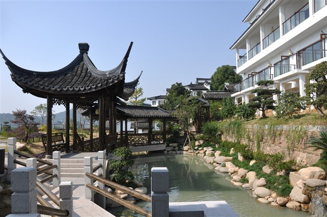 南北湖湖光山居度假酒店主图