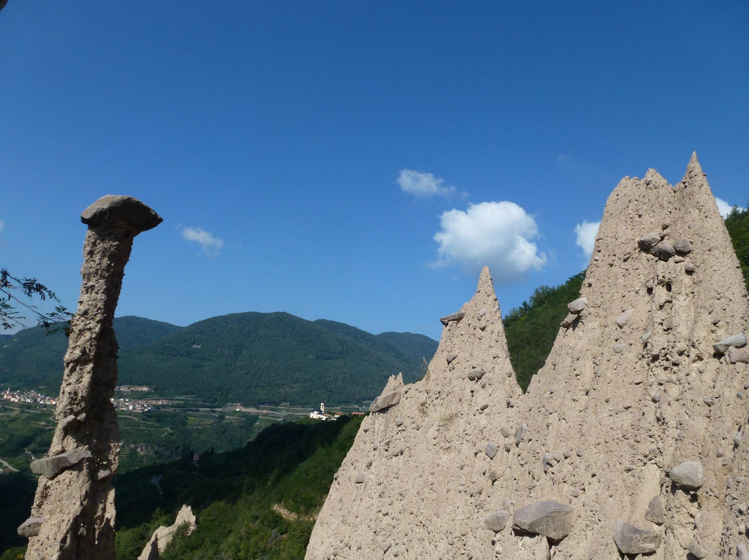 Piramidi di Segonzano景点图片