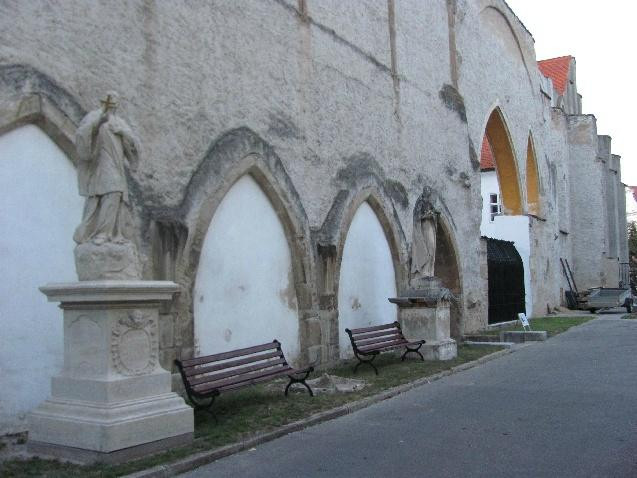 Minorite Monastery-兹诺伊摩必去景点