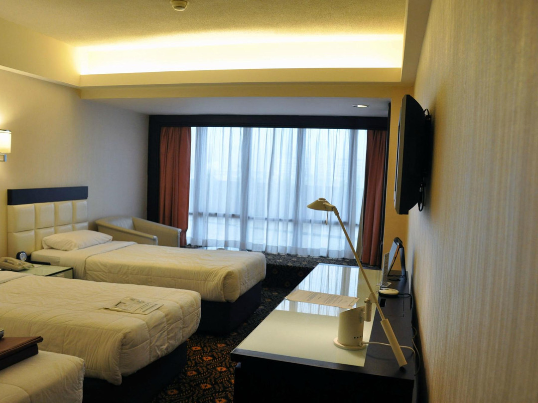 富豪东方酒店主图