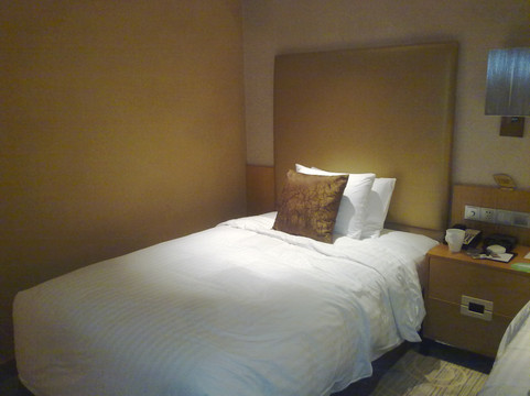 厦门磐基希尔顿酒店主图