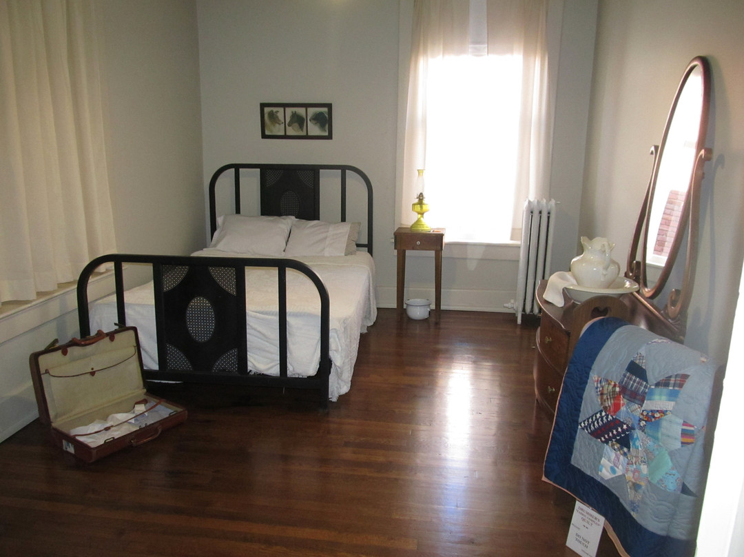 Clement Railroad Hotel Museum-Dickson必去景点