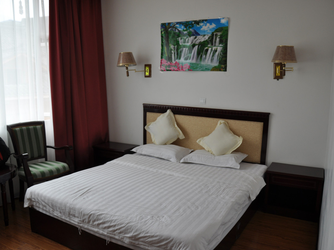 般若·莲客栈主图