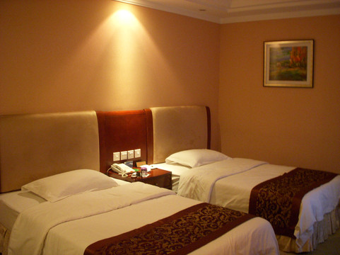 天友大酒店（重庆两路口地铁站儿童医院店）主图