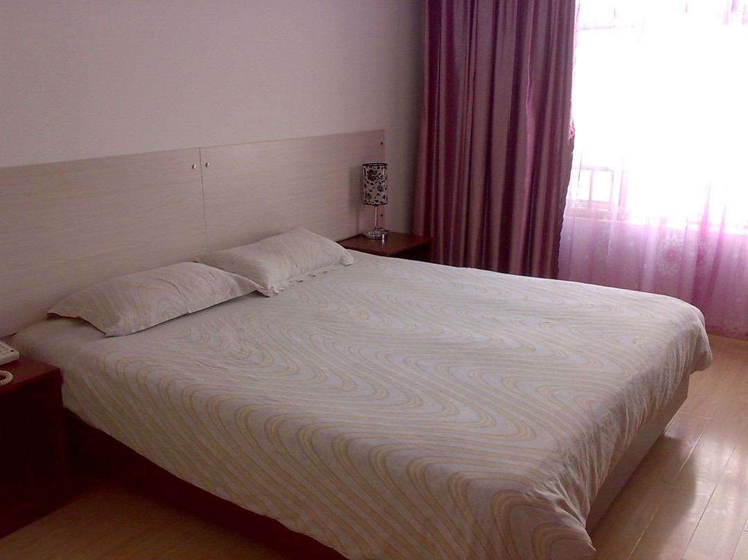 汉唐快捷酒店主图