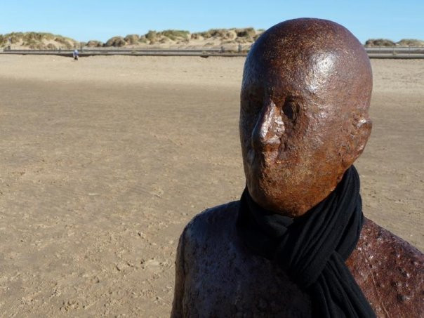 Antony Gormley's Another Place-克罗斯比必去景点