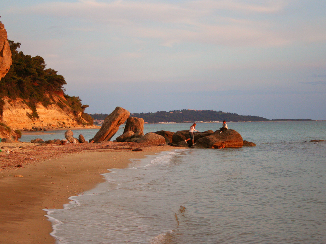 Síviri酒店住宿-德律阿德斯酒店