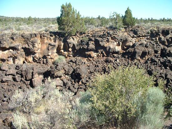 Lava Beds National Monument-Tulelake必去景点