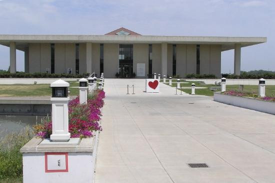 Stuhr Museum-格兰德岛必去景点