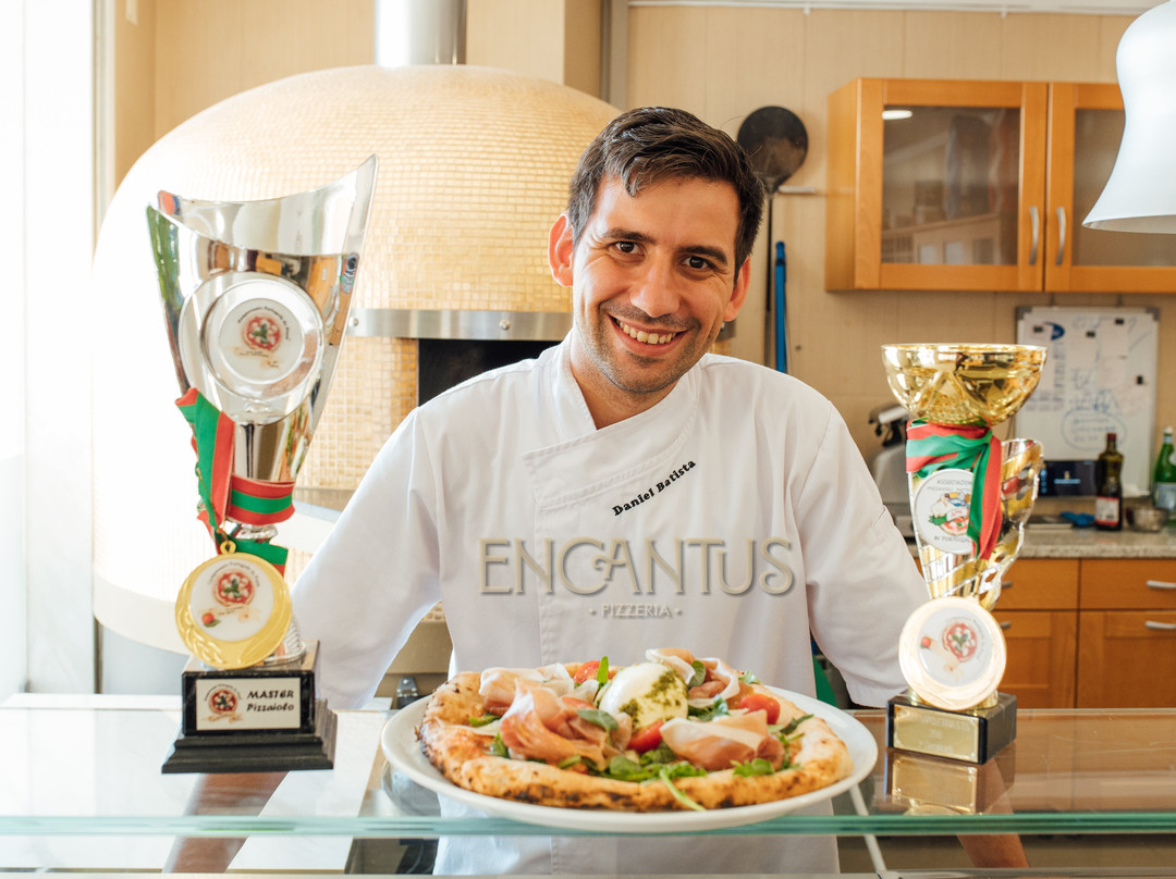 Encantus Pizzeria
