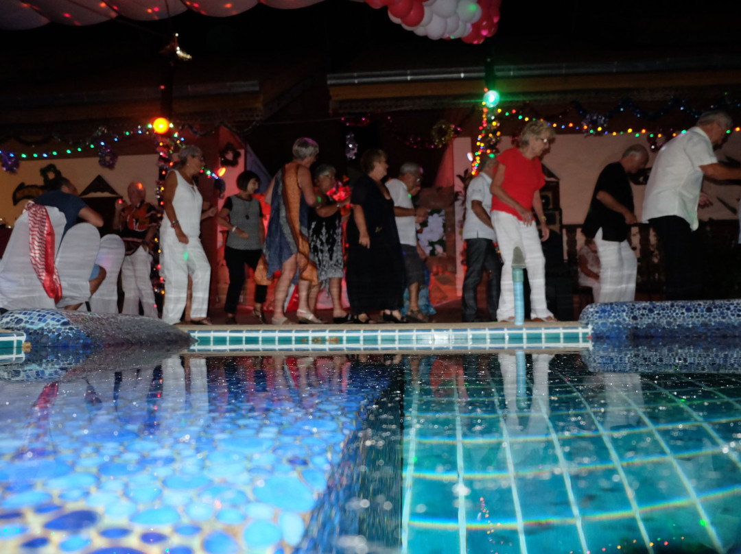 Souan Son Beach Resort & Restaurant主图