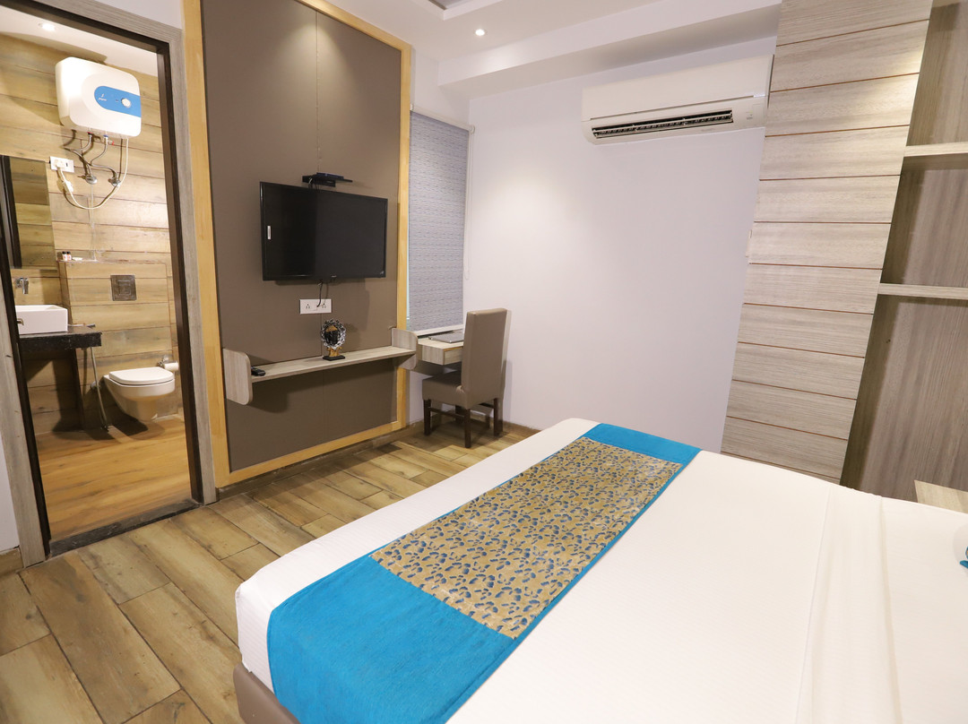 Hotel Platinum IGI Airport