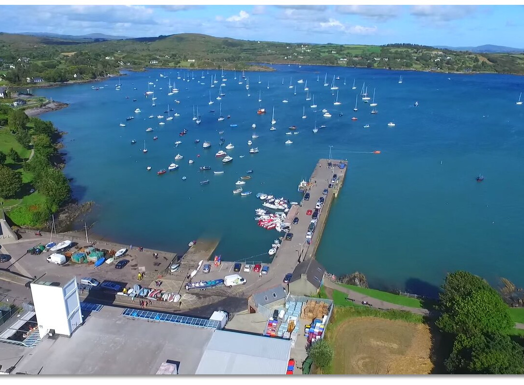 Schull Harbour Hotel主图