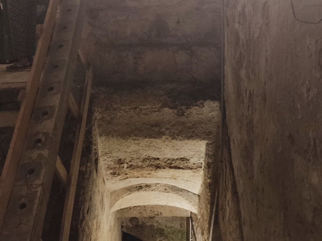 Ipogeo di Via Cava-塔兰托必去景点