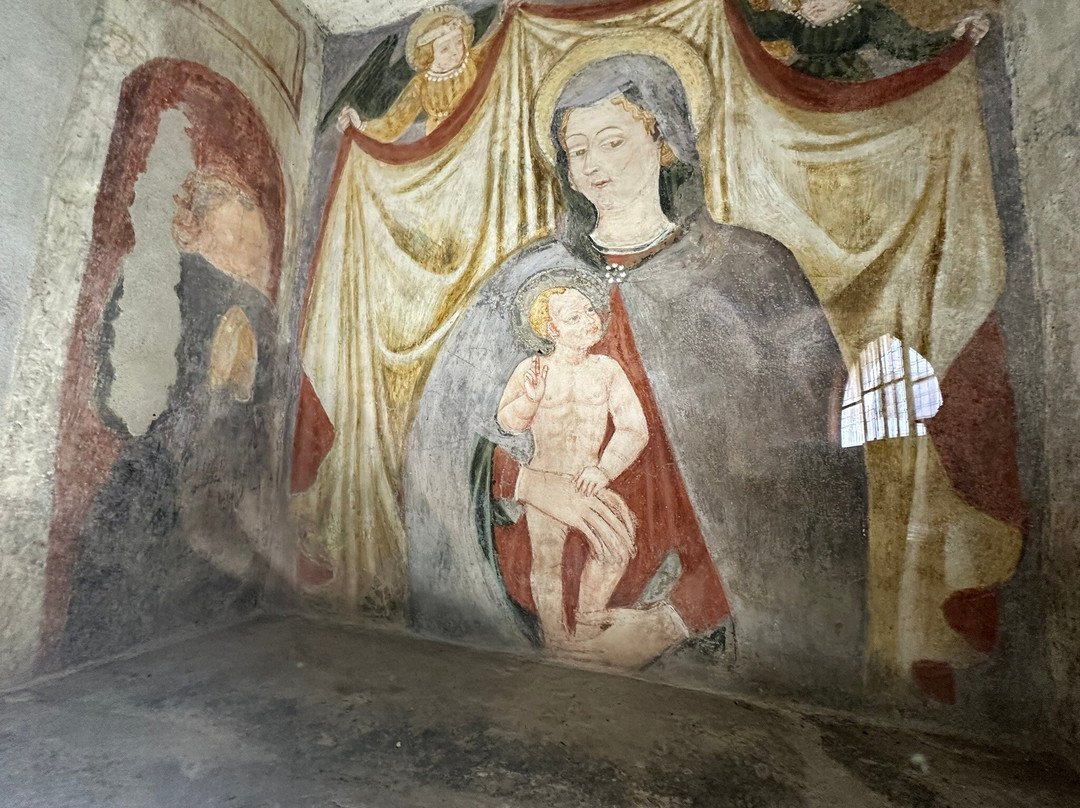 Chiesa di Santa Maria in borgo-门德里西奥必去景点