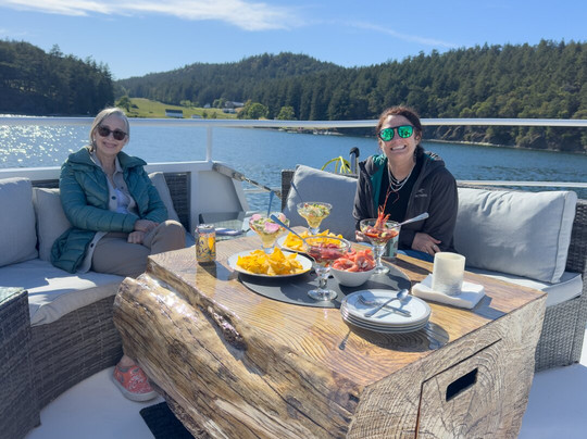 Bear Paw Charters, LLC-星期五港湾必去景点