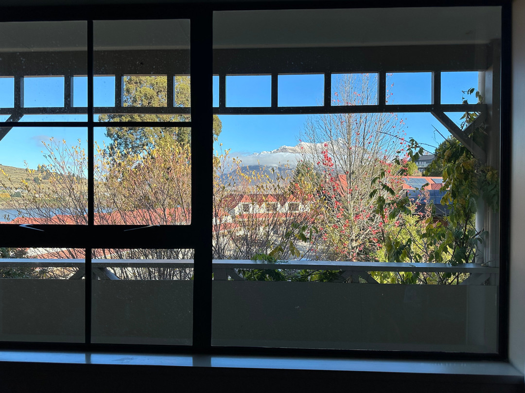 舍伍德酒店主图