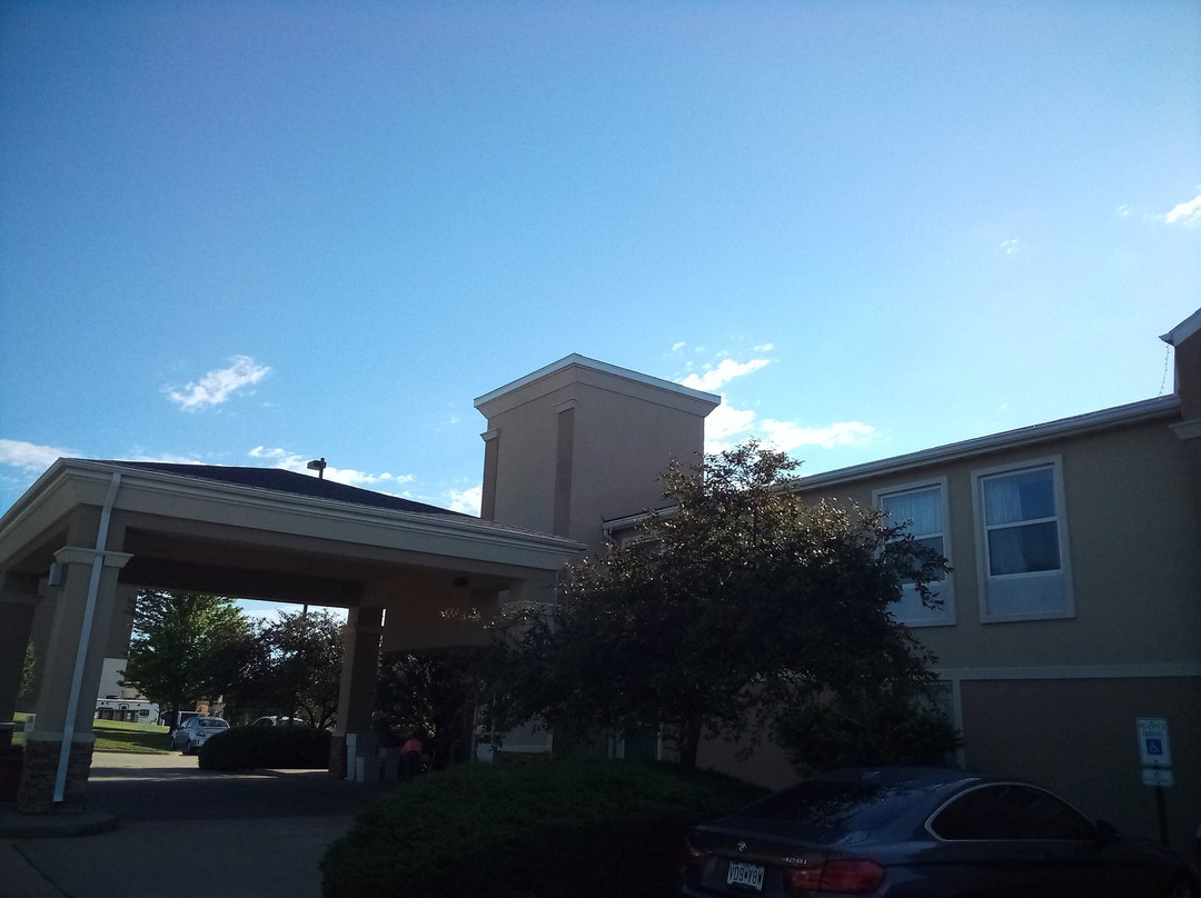 Abilene Inn & Suites主图