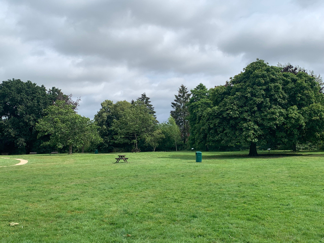 Tomkins Park & Arboretum景点图片