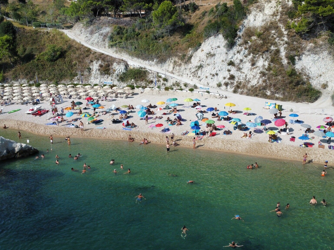 Spiaggia dei Frati-努马纳必去景点