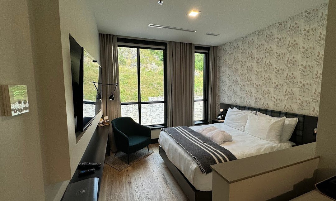 Hew & Draw Hotel主图